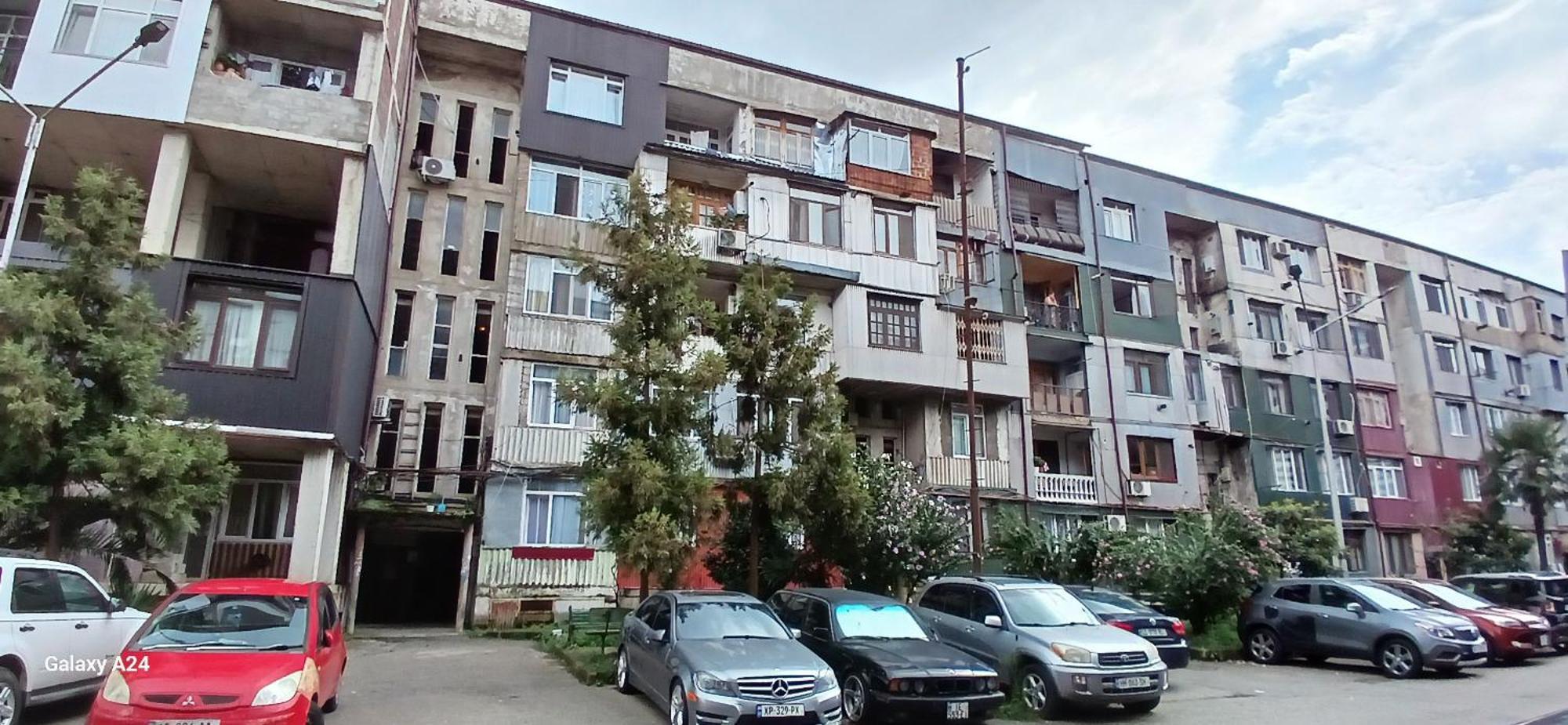 Bright And Cozy Apartment Batumi Exterior photo